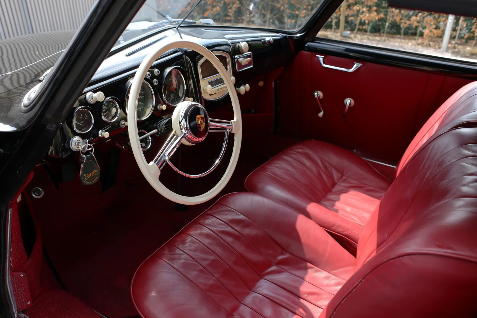 Porsche 356 Pre-A 'Knickscheibe' 1500 Cabriolet (Reutter) - 1953-05