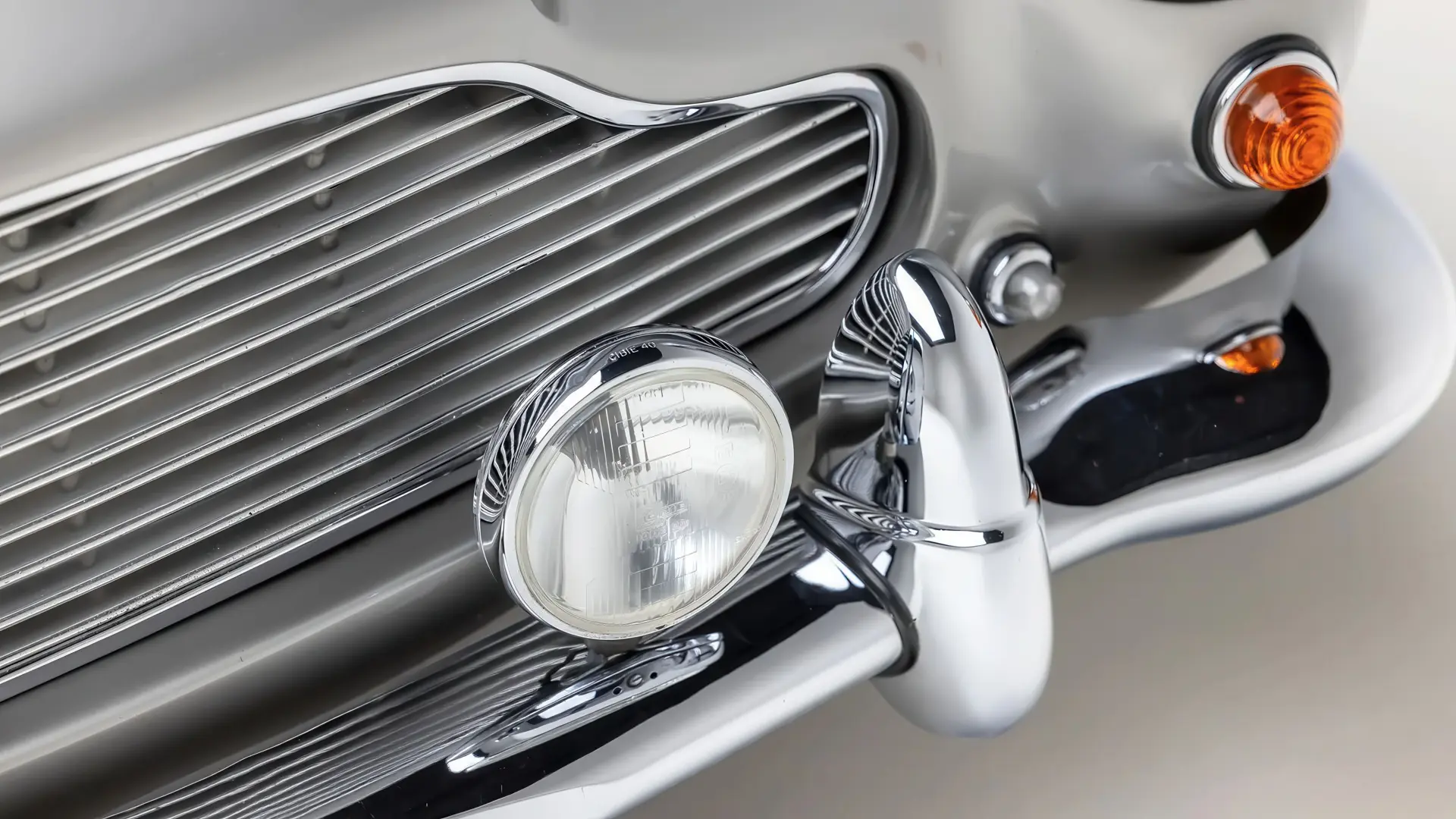 Aston Martin DB5 Vantage - 1965 - 31