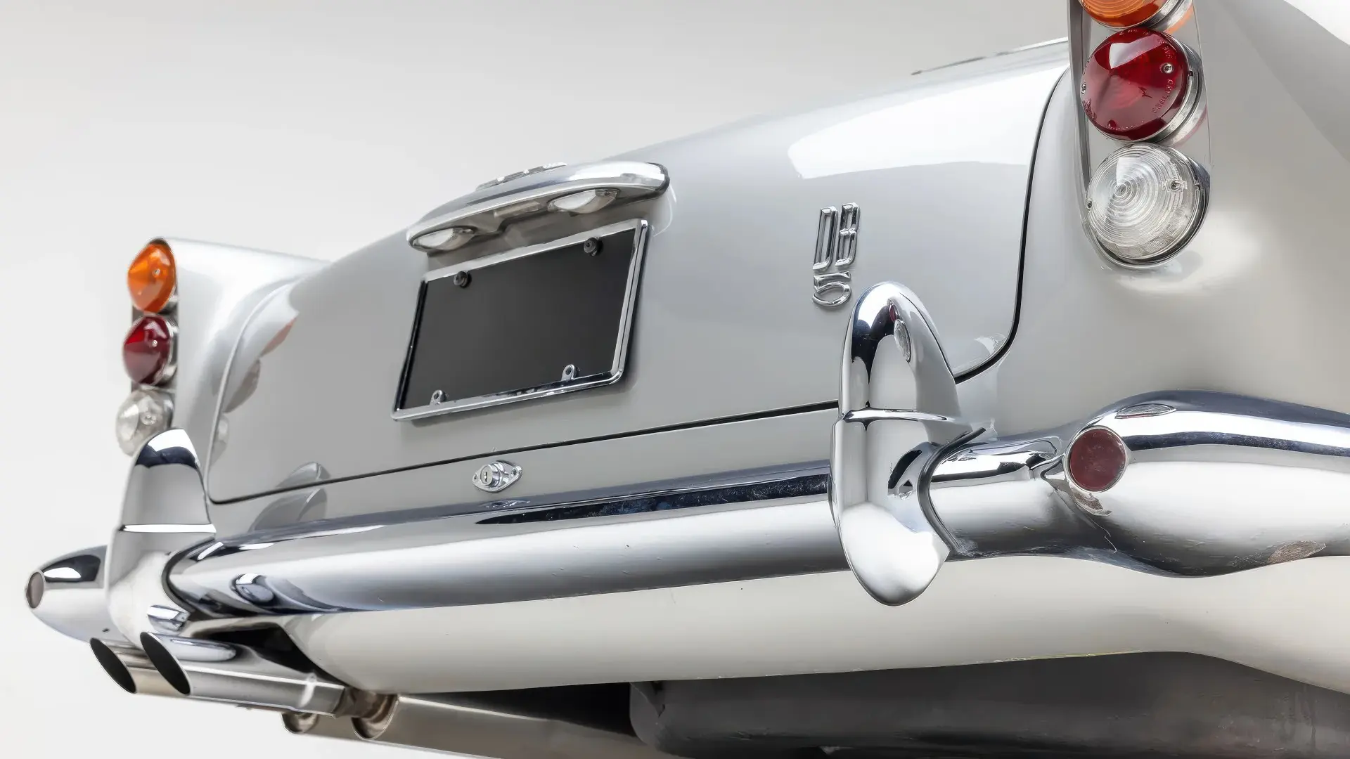 Aston Martin DB5 Vantage - 1965 - 38