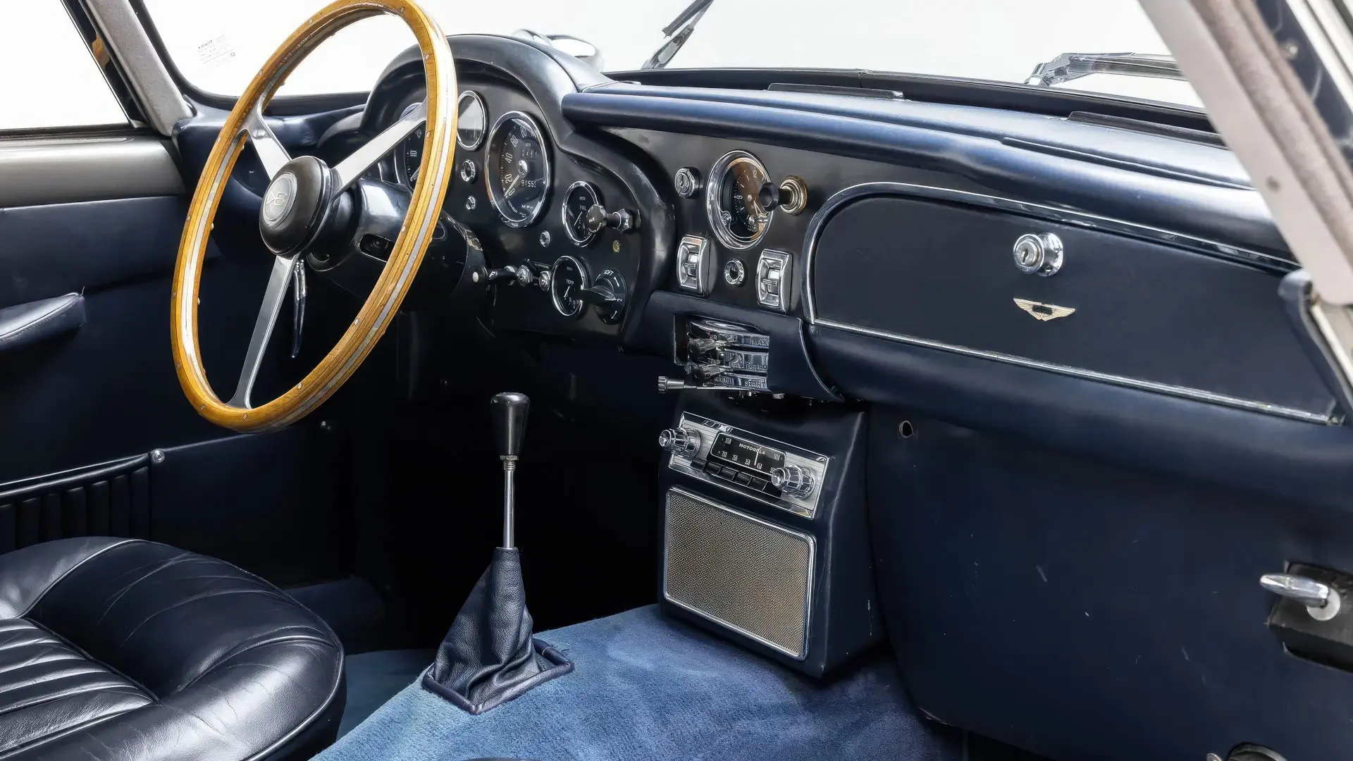 Aston Martin DB5 Vantage - 1965 - 40