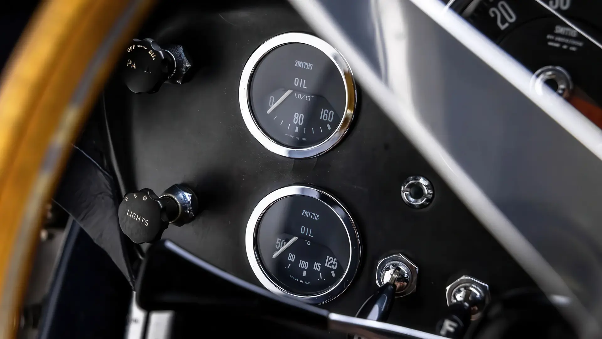 Aston Martin DB5 Vantage - 1965 - 46