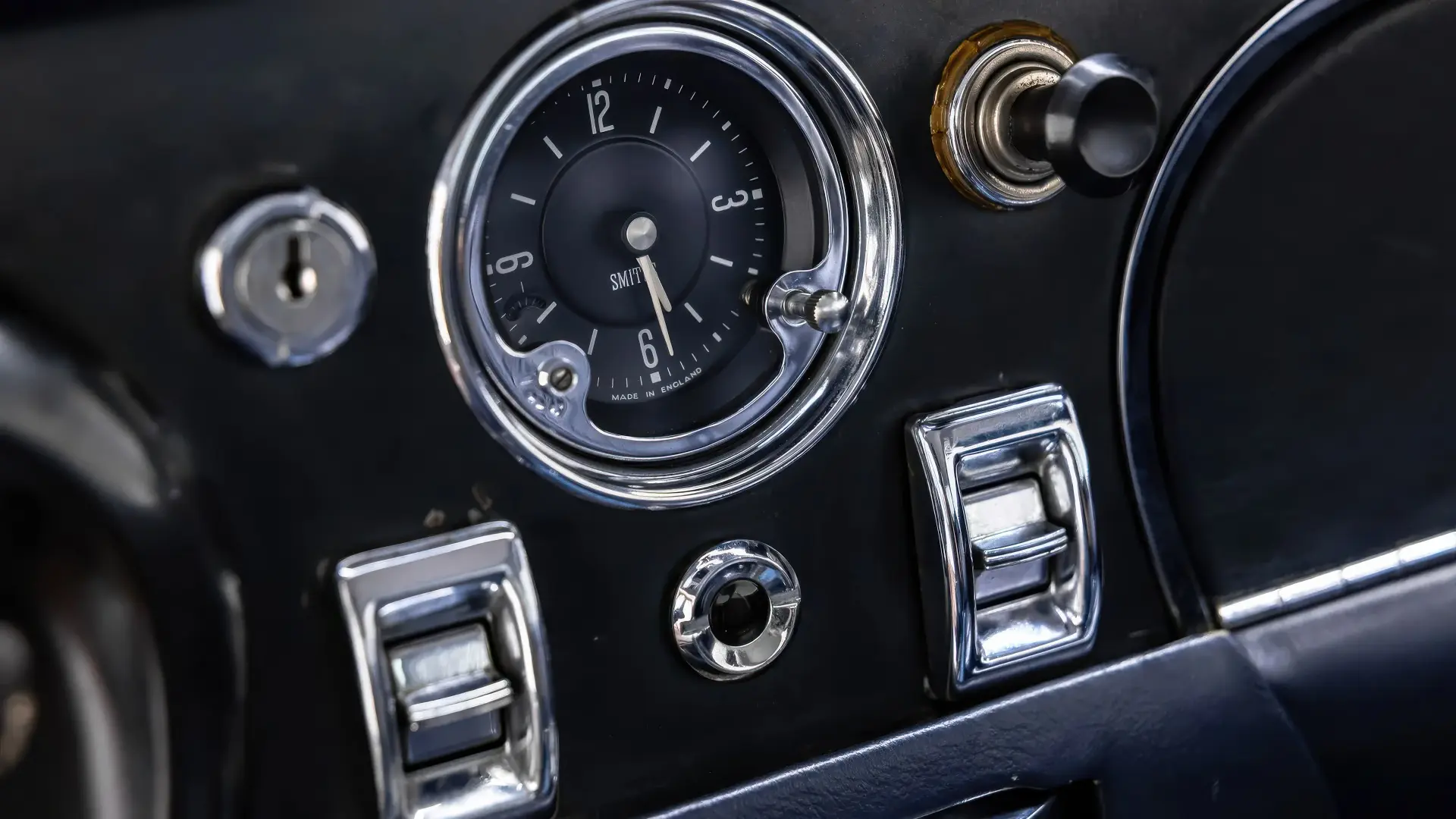 Aston Martin DB5 Vantage - 1965 - 50