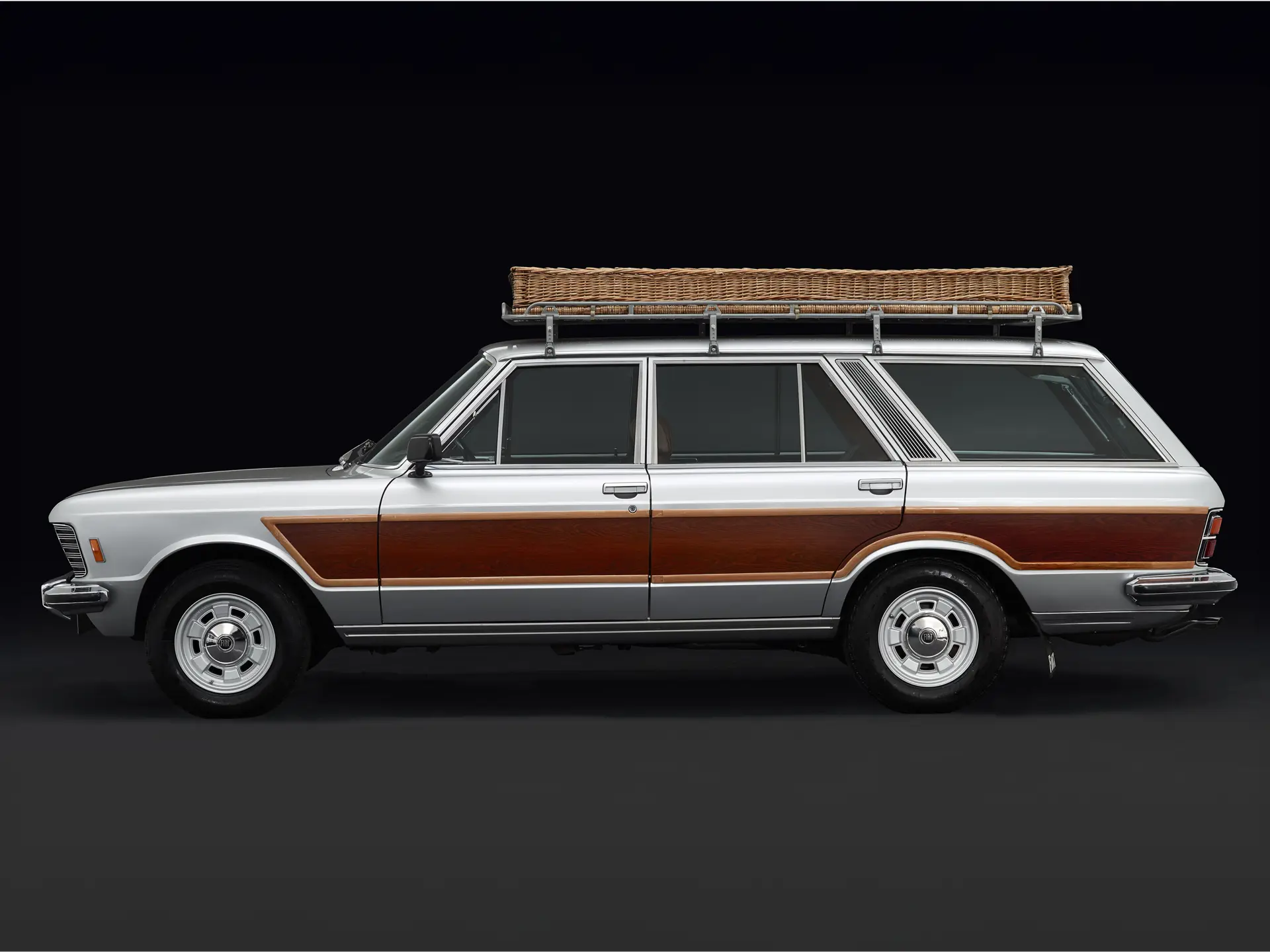 Fiat 130 Familiare - 1971-05