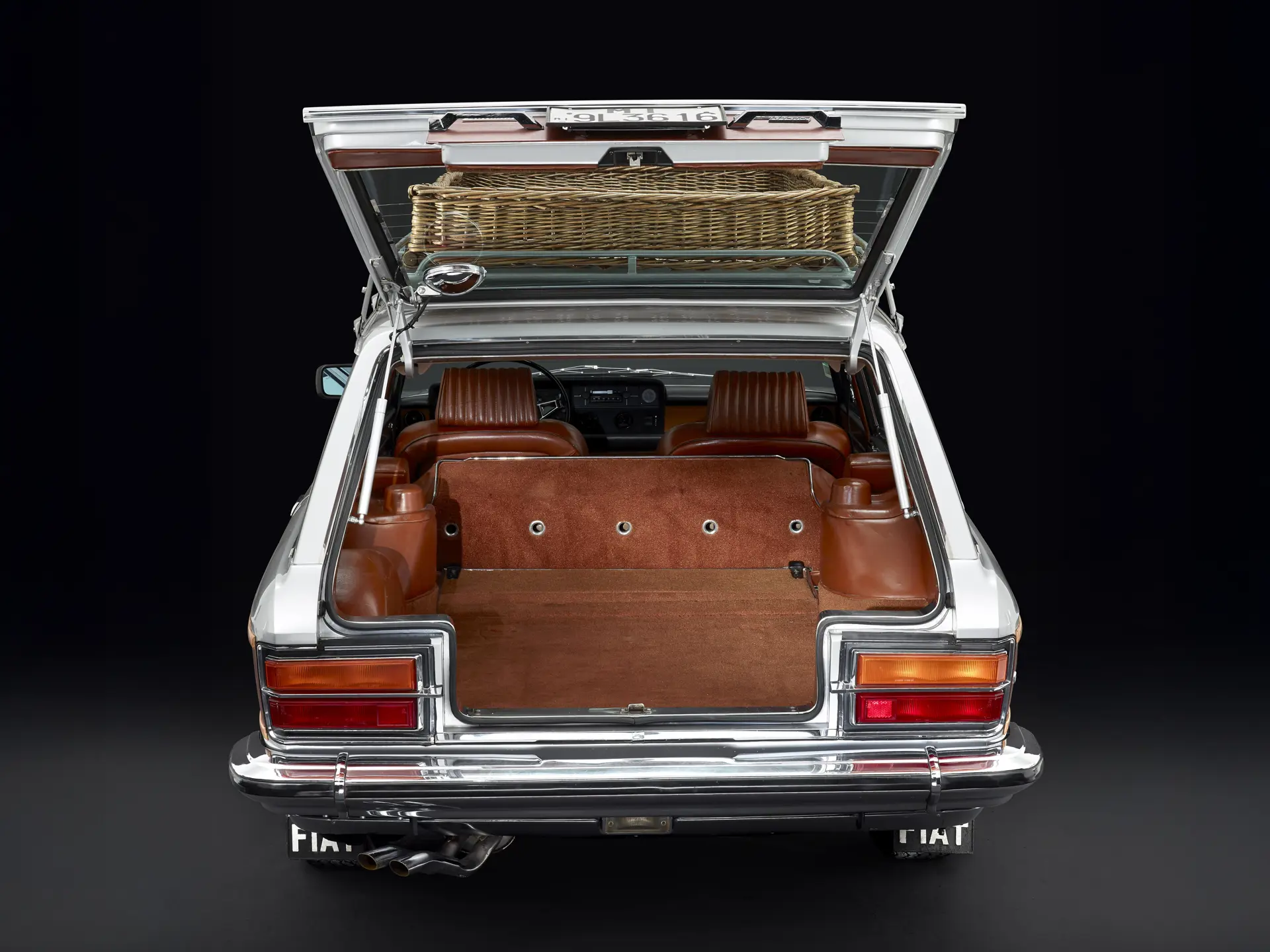 Fiat 130 Familiare - 1971-19