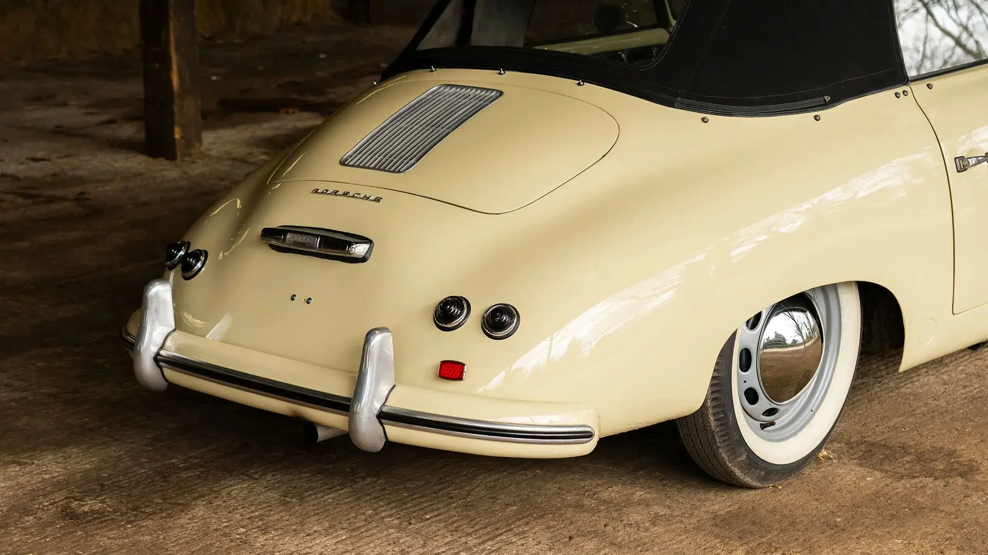 Porsche 356 Pre-A 'Knickscheibe' 1500 Cabriolet (Reutter) - 1953- 118