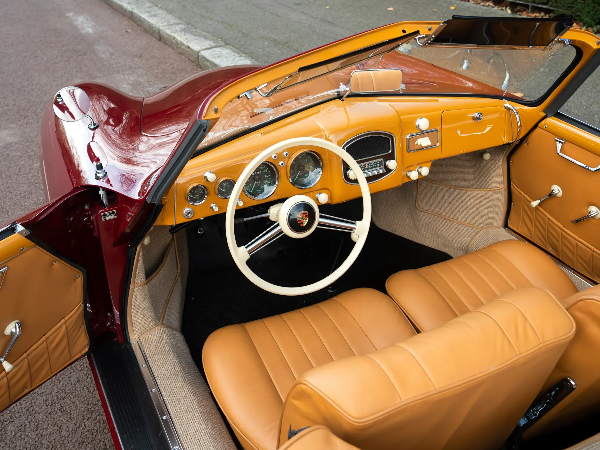 Porsche 356 Pre-A 'Knickscheibe' 1500 Cabriolet (Reutter) - 1954-16