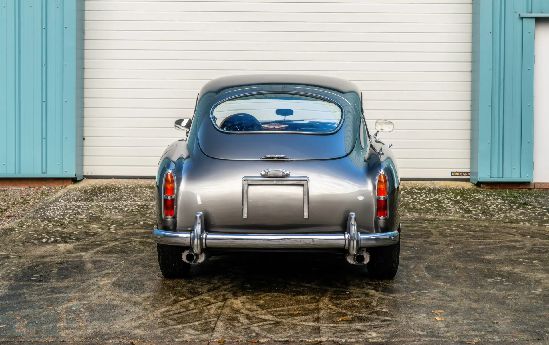 4 Mk III Saloon (Tickford) - 1958-04