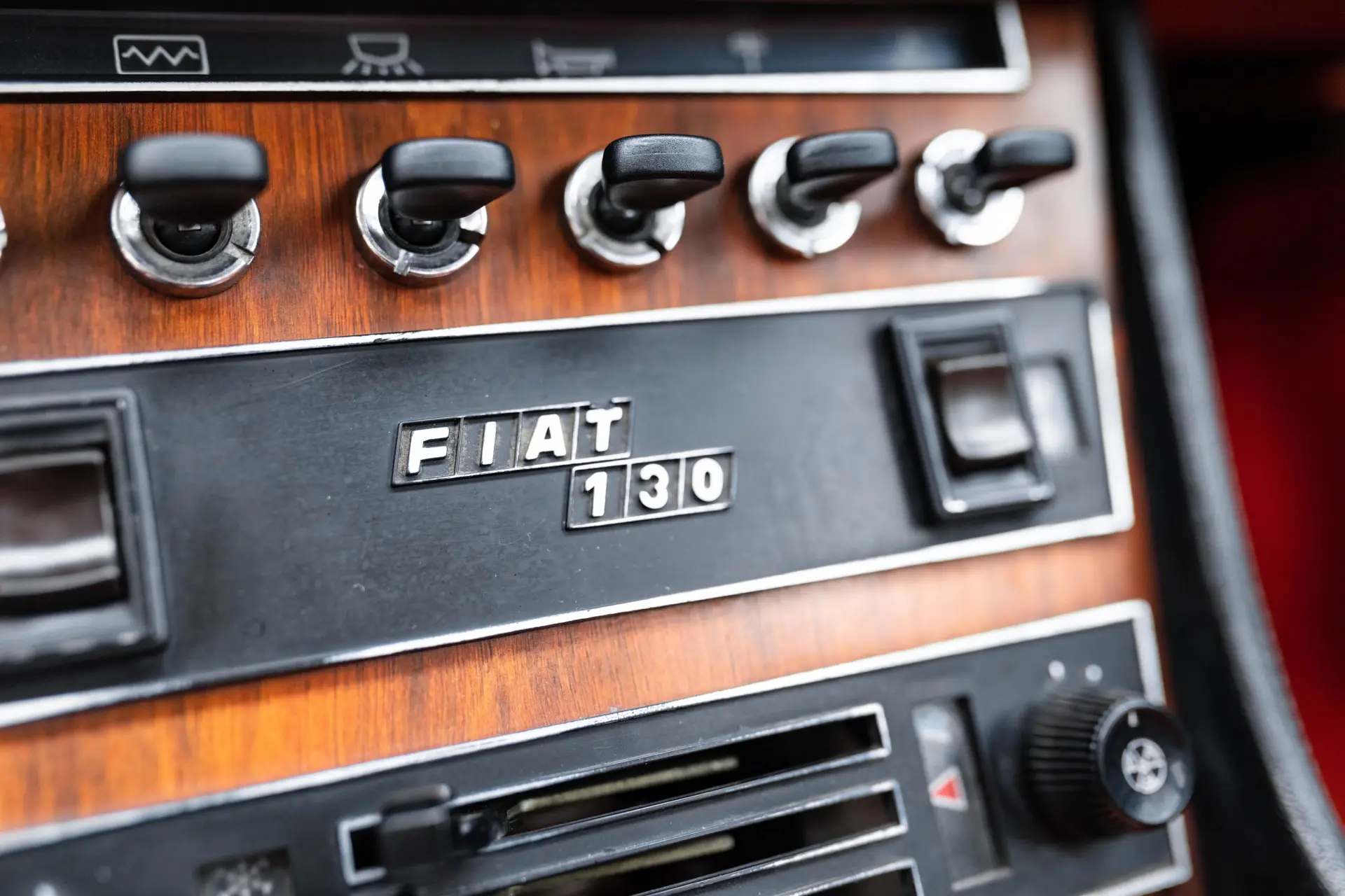 Fiat 130 V6 3200 Coupé - 1971-12