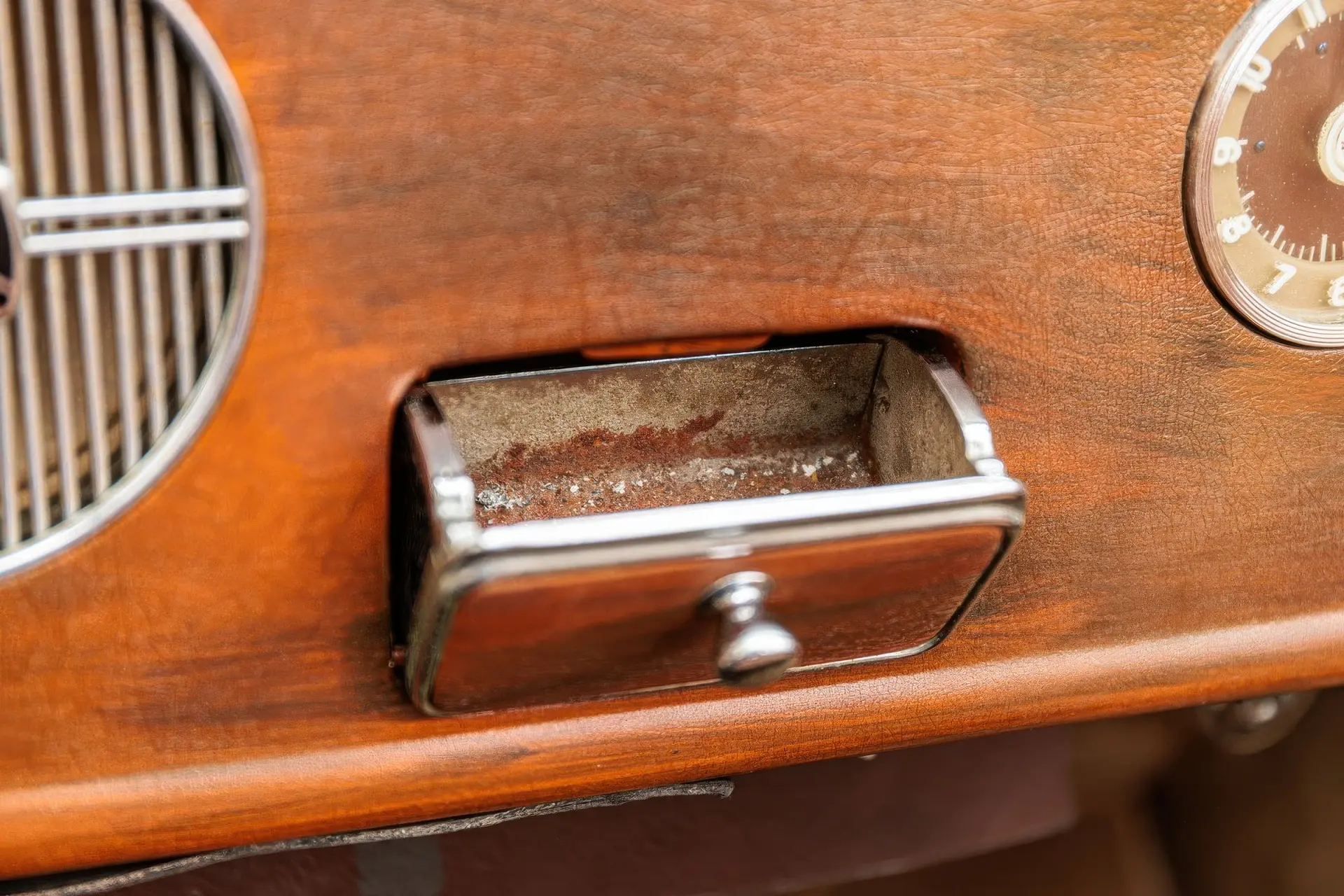 Hotchkiss Grégoire Cabriolet (Chapron) - 1953 -40