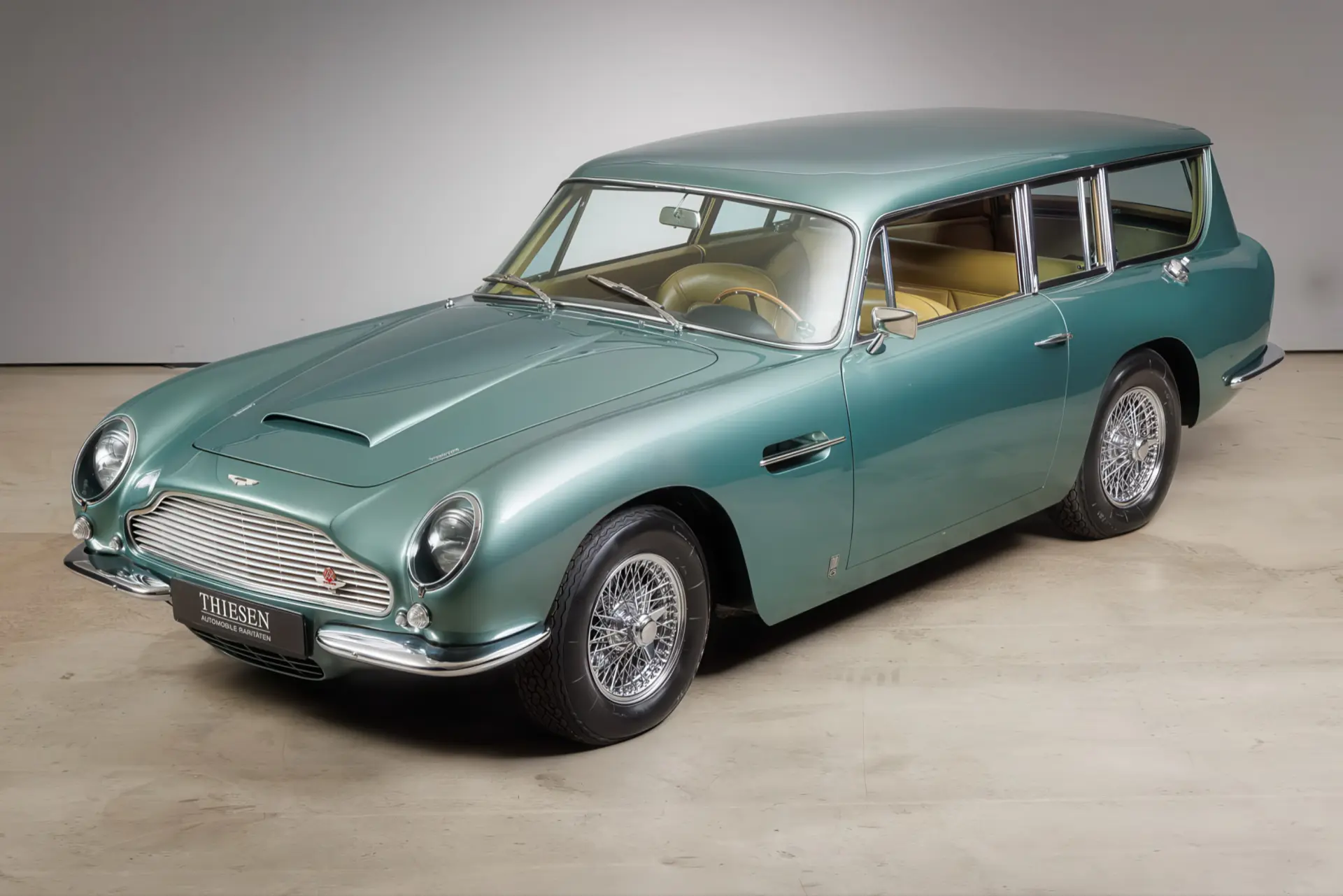 Aston Martin DB 6 Shooting Brake (FLM Panelcraft) - 1965-01