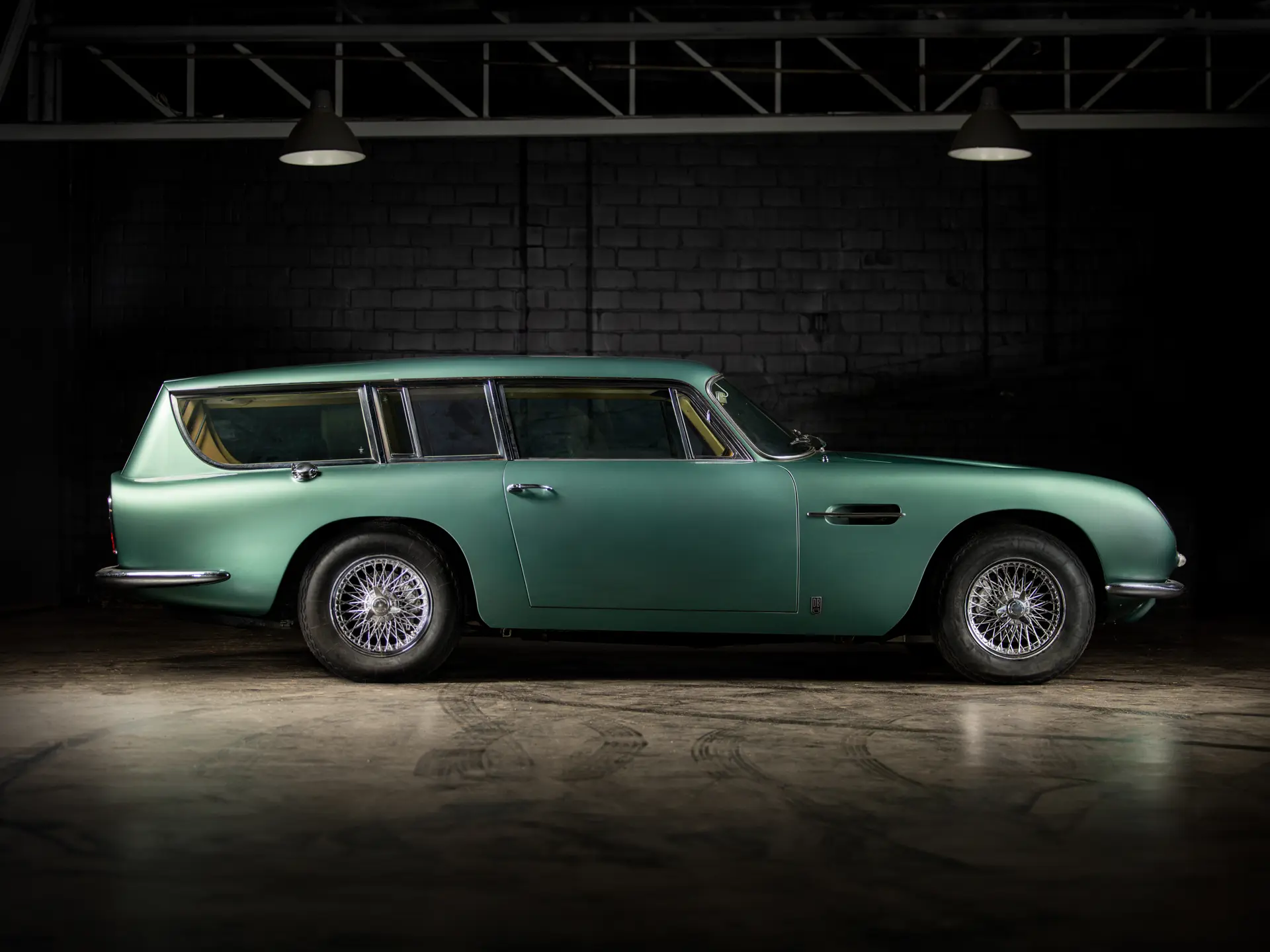Aston Martin DB 6 Shooting Brake (FLM Panelcraft) - 1965-42
