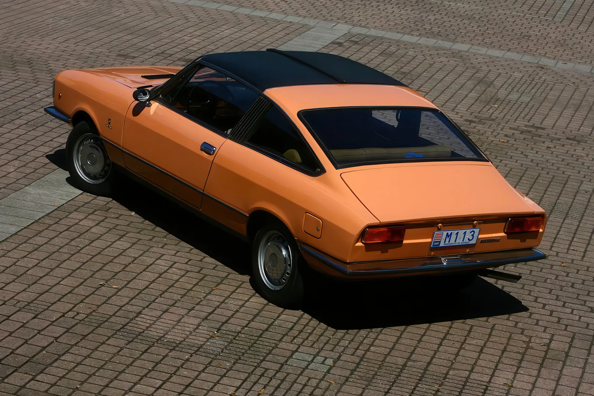 Fiat 128S Cabriolet (Moretti) - 1969 - 01