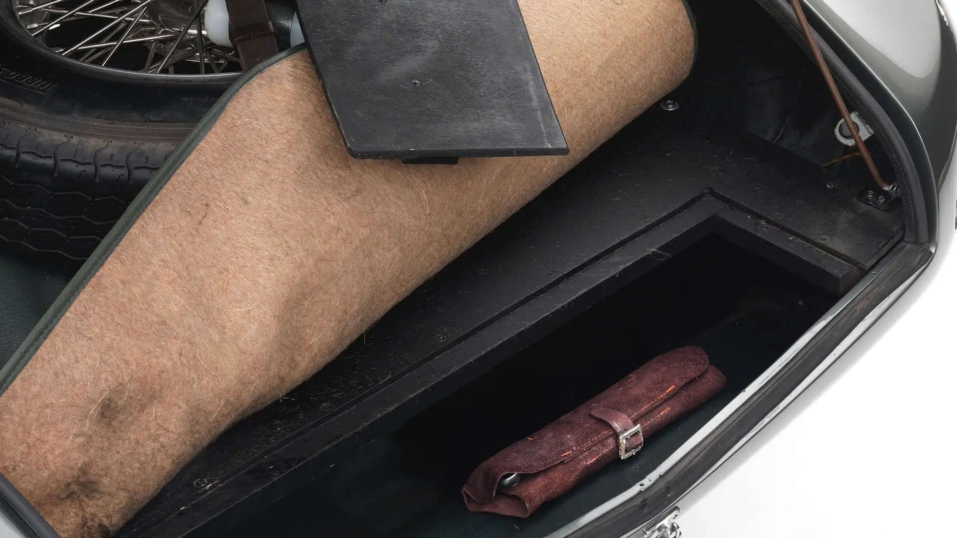 Arnolt-Bristol Bolide - 1954-49