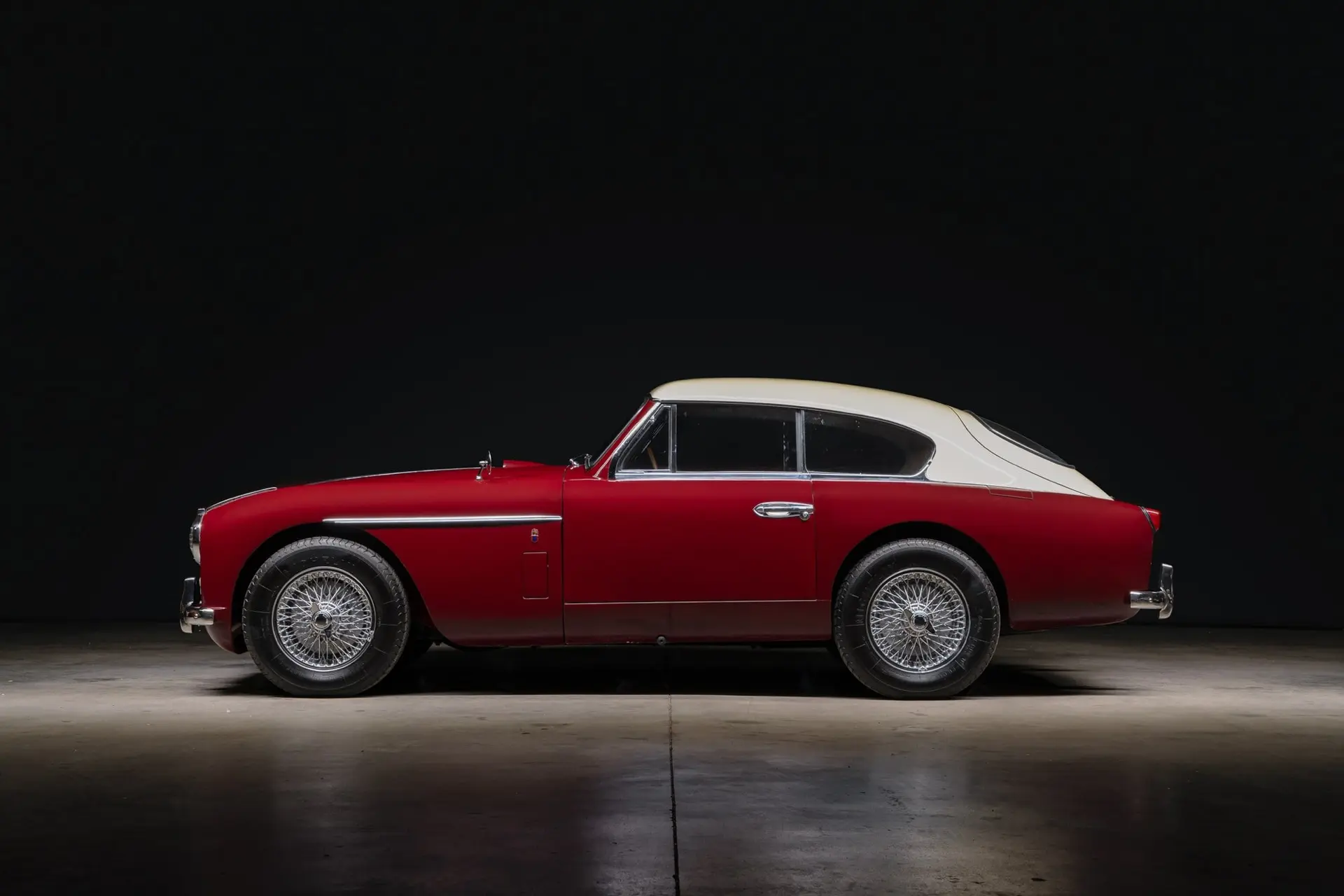 Aston Martin DB2 4 MK2 (Tickford) - 1957 - 03