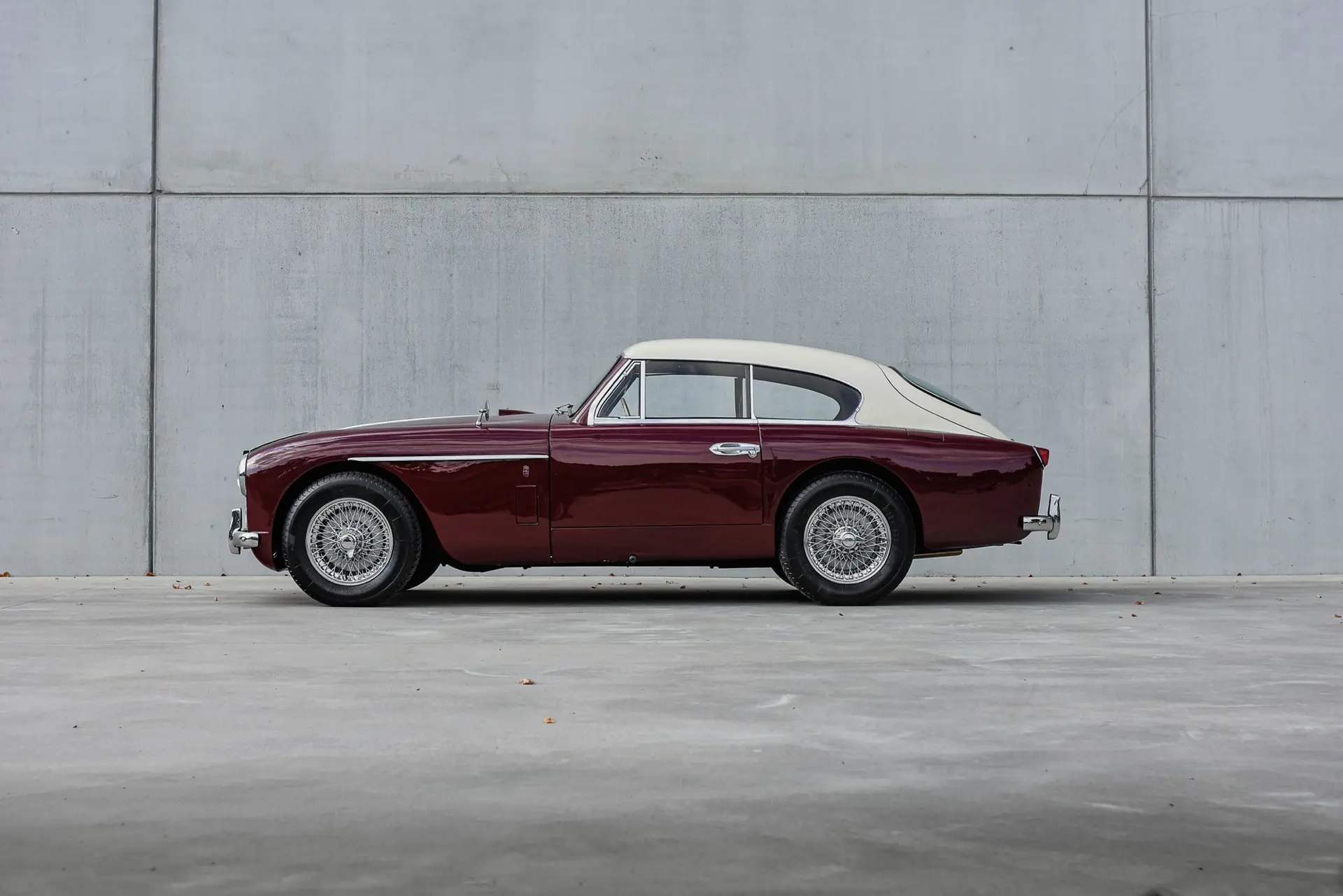 Aston Martin DB2 4 MK2 (Tickford) - 1957 - 07