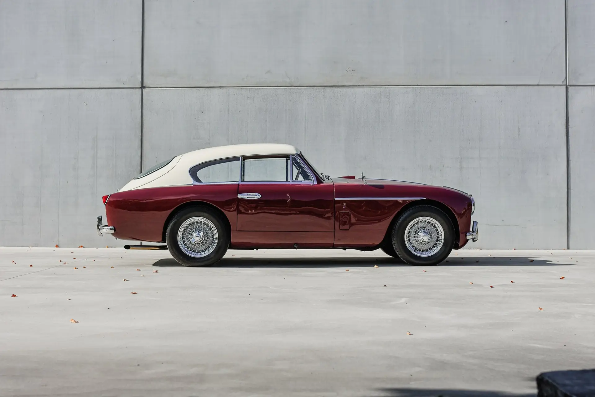 Aston Martin DB2 4 MK2 (Tickford) - 1957 - 09