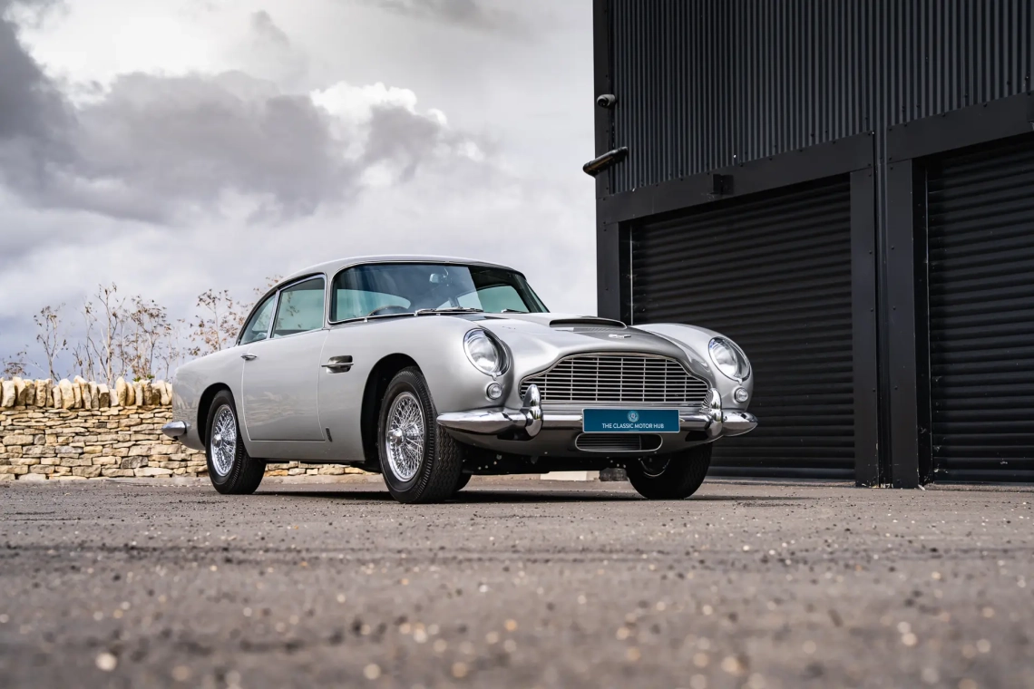 Aston Martin DB5 Saloon - 1964-12