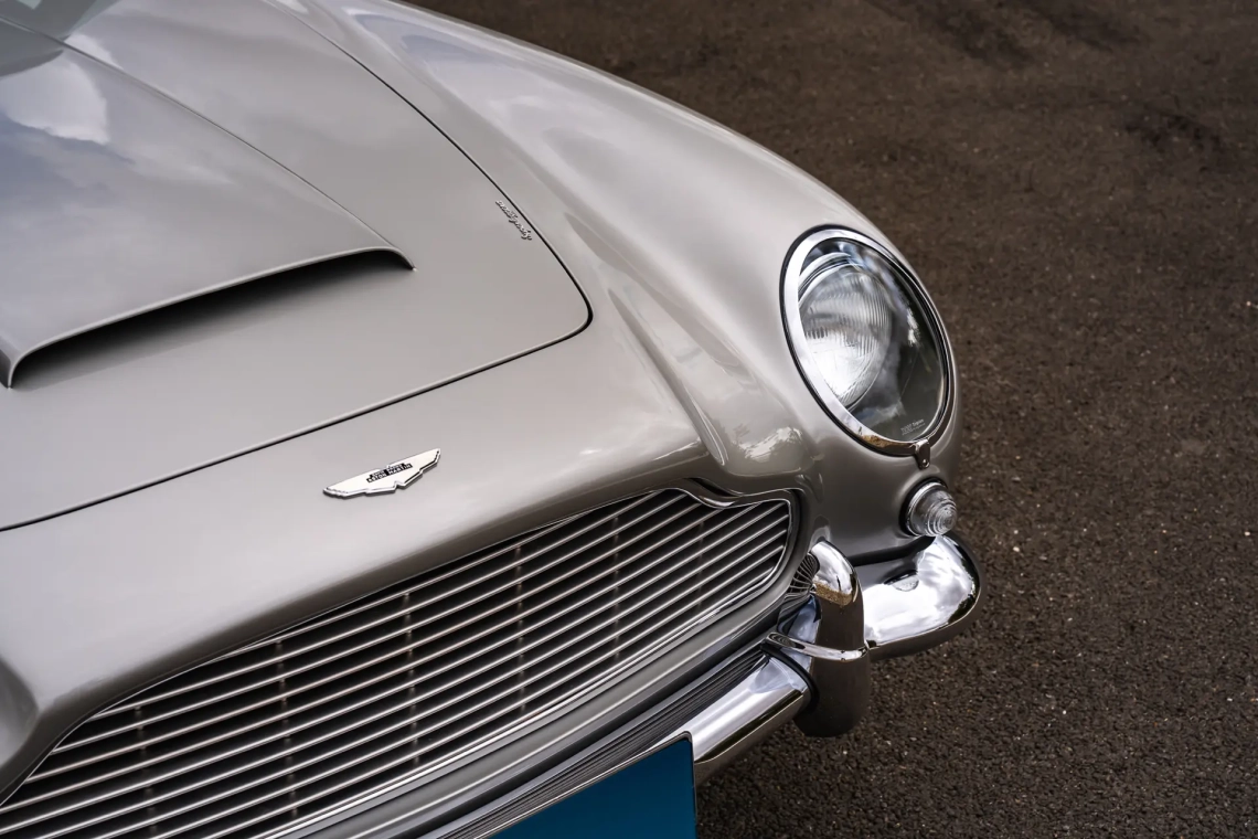 Aston Martin DB5 Saloon - 1964-43