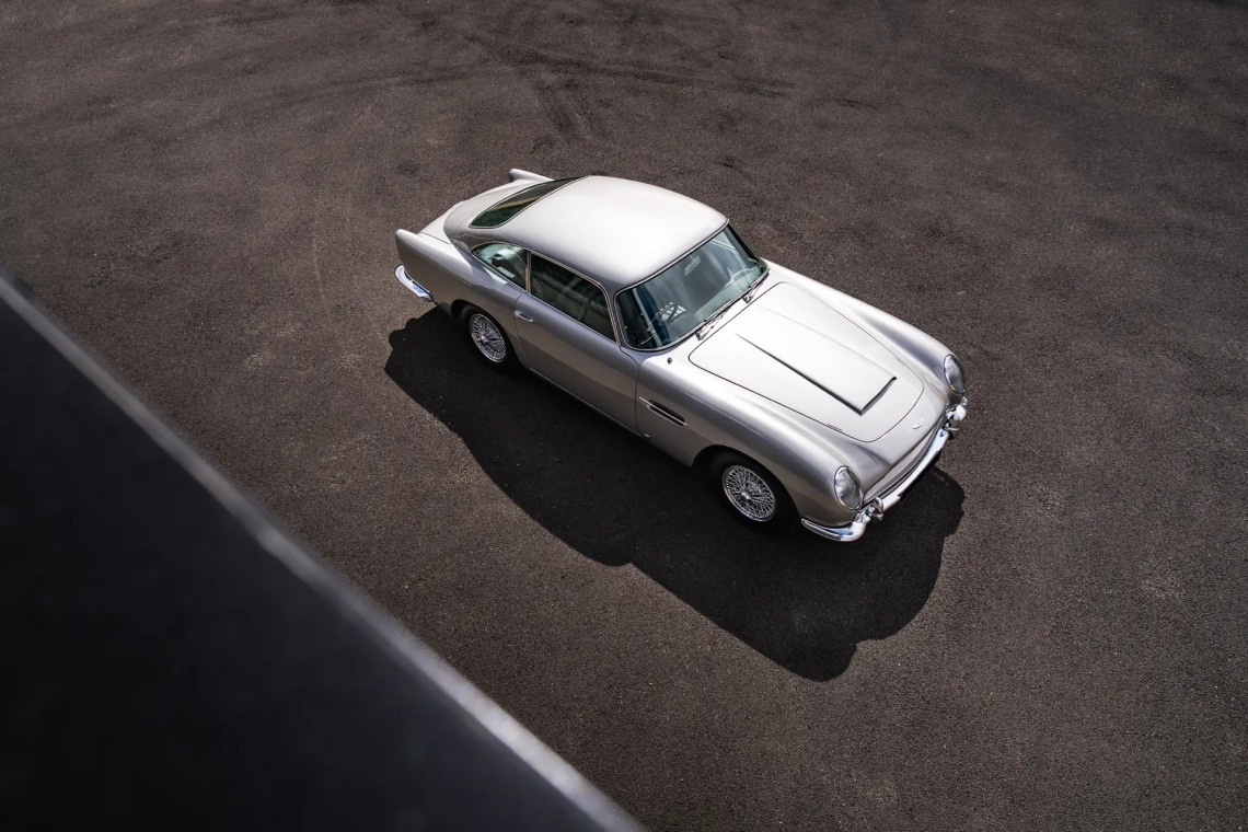 Aston Martin DB5 Saloon - 1964-45