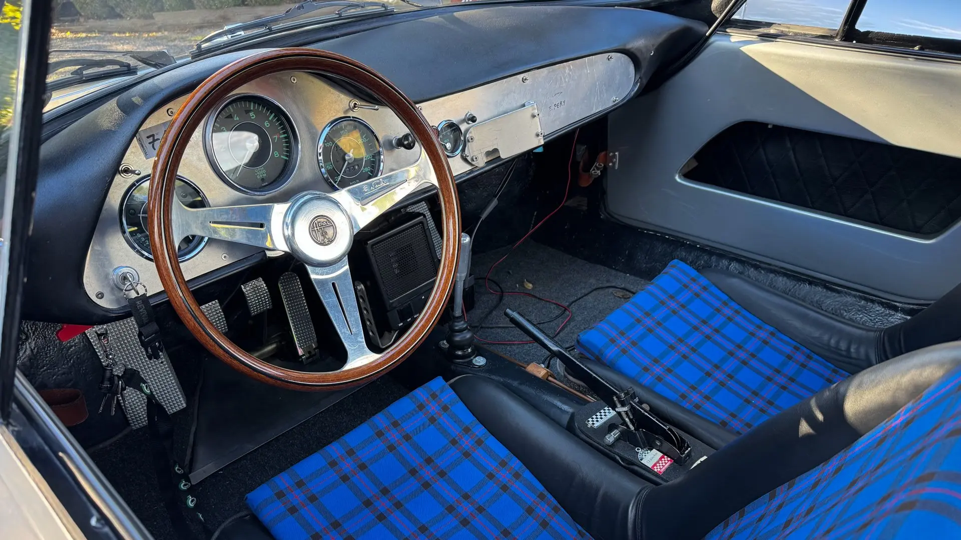 APAL GT Coupé - 1965-06